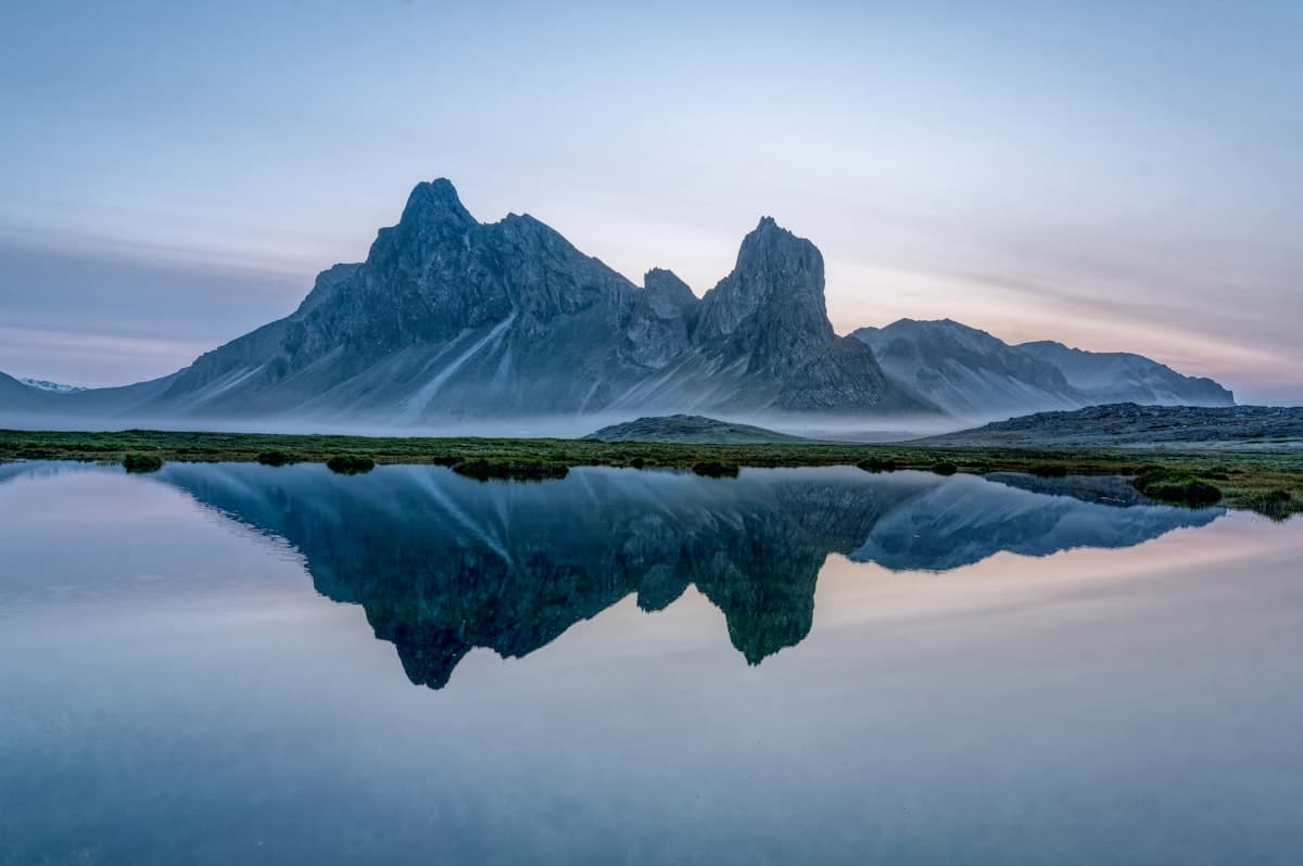 Why Quiet, Solid Leadership Is Structurally Better Than Loud, Performative Leadership